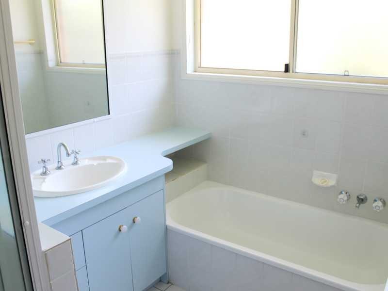 32 Beltana Drive, Boyne Island QLD 4680