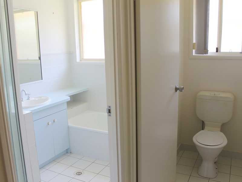 32 Beltana Drive, Boyne Island QLD 4680