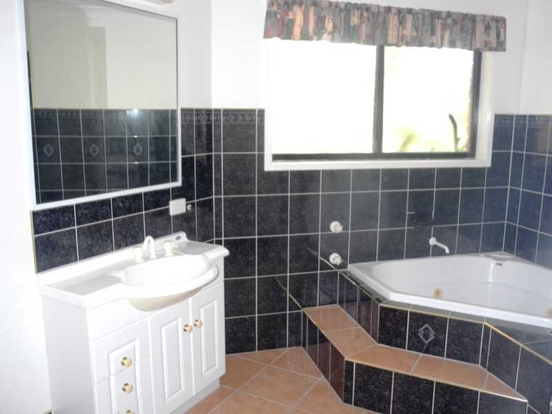 6 Forsyth Court, Tannum Sands QLD 4680