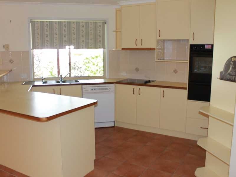 2 Selina Court, Tannum Sands QLD 4680