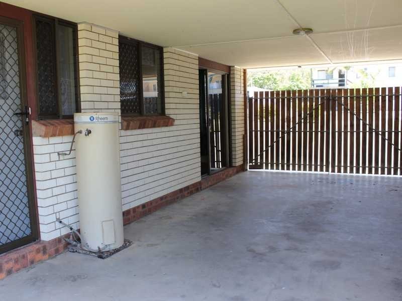 21 Amaroo Street, Boyne Island QLD 4680