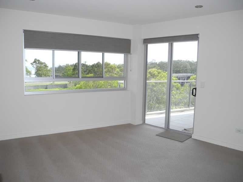 Apartment 7/2 The Promenade, Boyne Island QLD 4680