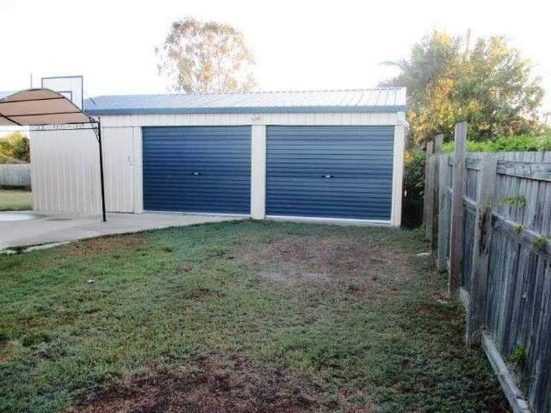 11 Huntington Court, New Auckland QLD 4680