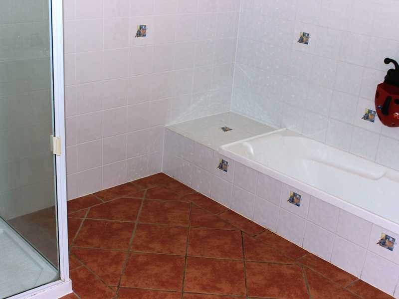 79 Broadacres Drive, Tannum Sands QLD 4680