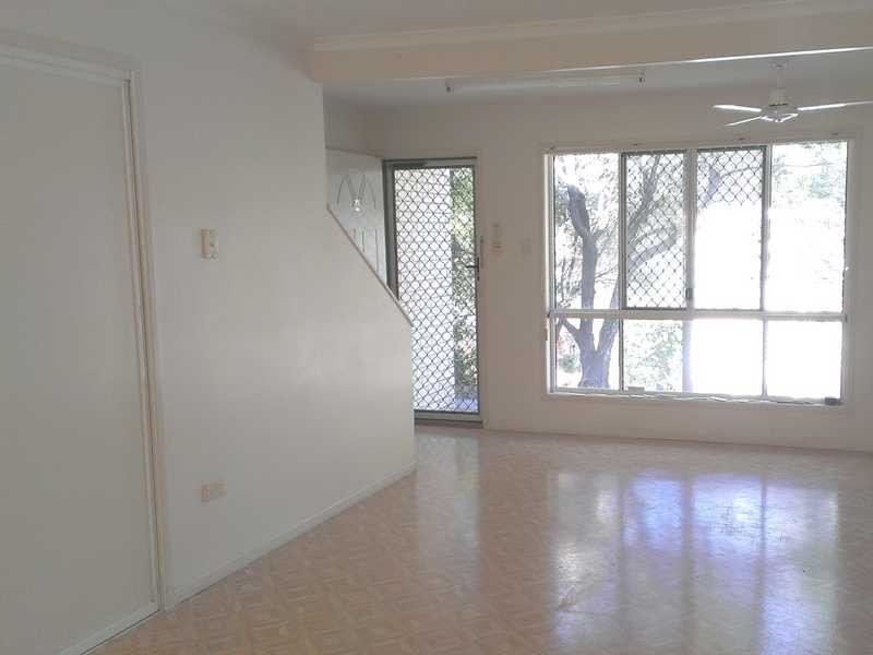 Unit 4/14 Beltana Drive, Boyne Island QLD 4680