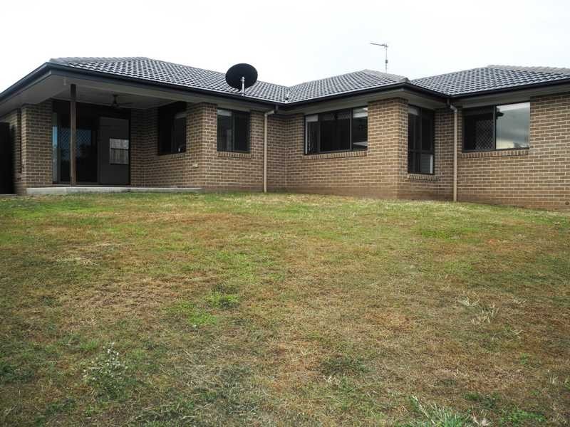 37 Pryde Street, Tannum Sands QLD 4680