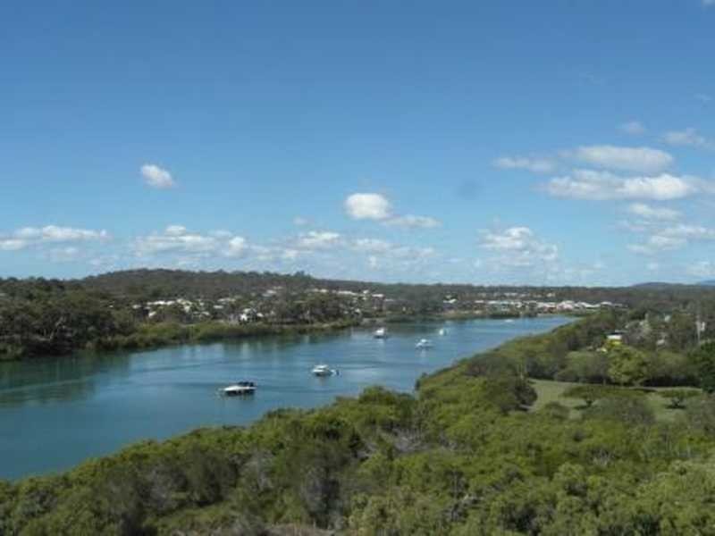 14/2 The Promenade, Boyne Island QLD 4680