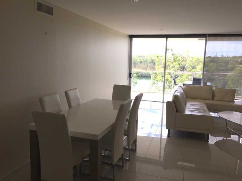 14/2 The Promenade, Boyne Island QLD 4680