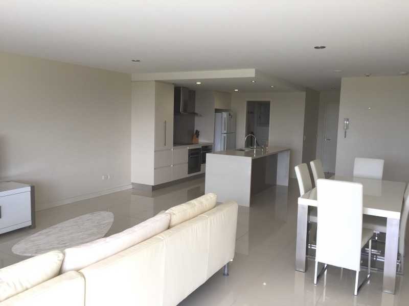 14/2 The Promenade, Boyne Island QLD 4680