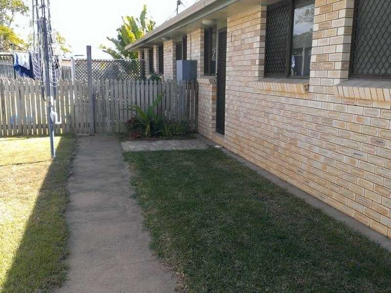 2/37 Tyson Crescent, Tannum Sands QLD 4680