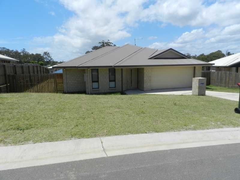 16 Surita, Boyne Island QLD 4680