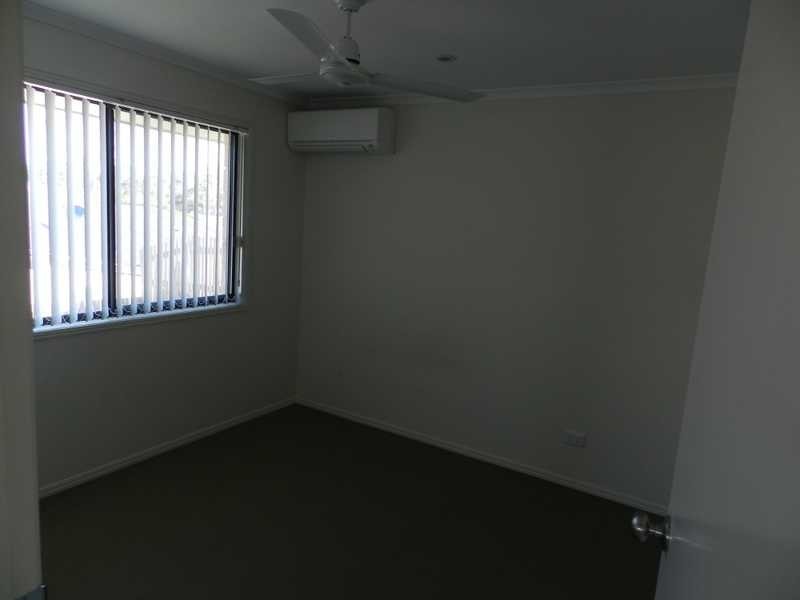 16 Surita, Boyne Island QLD 4680