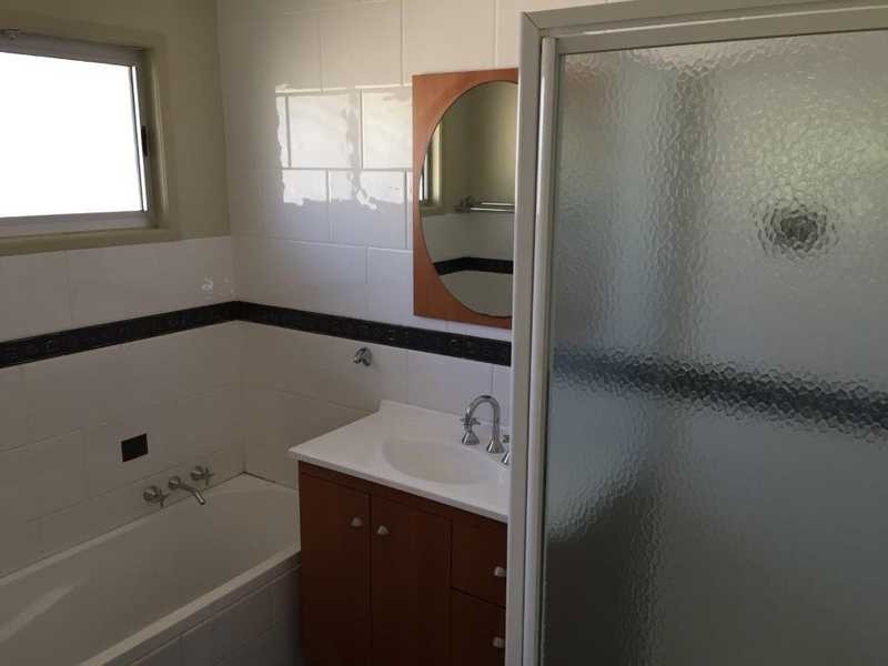 11 Tasman Court, Boyne Island QLD 4680