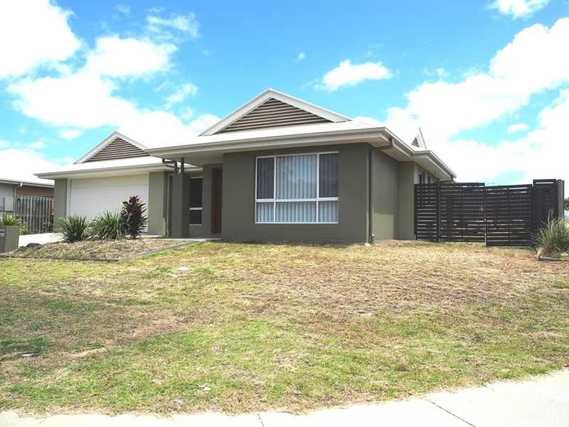 35 Clover Crescent, Boyne Island QLD 4680
