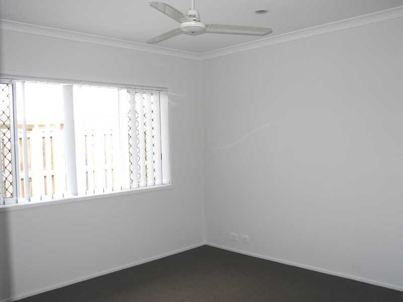 35 Clover Crescent, Boyne Island QLD 4680