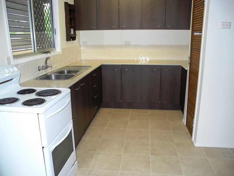 15 Swains Court, Boyne Island QLD 4680