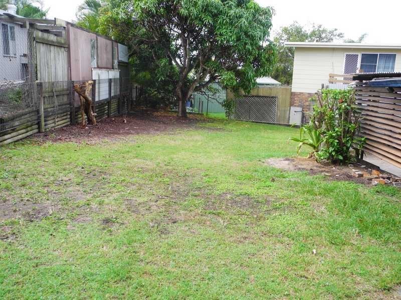 15 Swains Court, Boyne Island QLD 4680