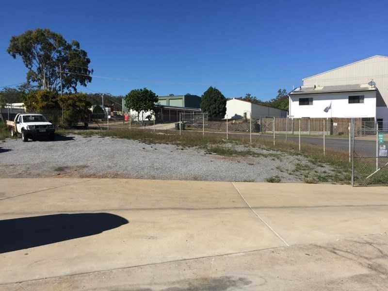 13 Enterprise Street, Boyne Island QLD 4680