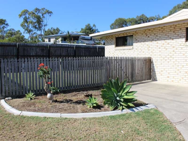 1/33 Centenary Drive, Boyne Island QLD 4680