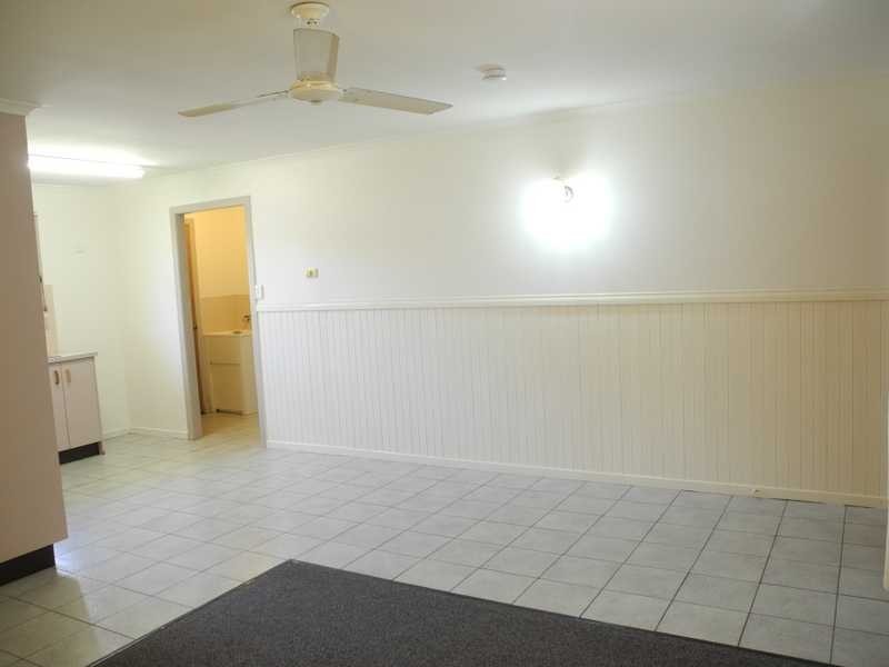 1/33 Centenary Drive, Boyne Island QLD 4680