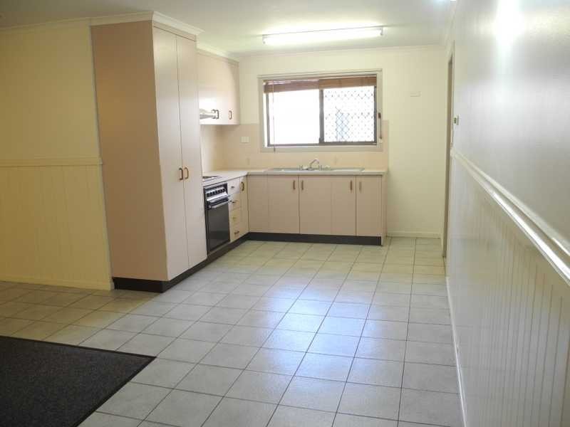 1/33 Centenary Drive, Boyne Island QLD 4680