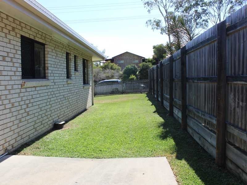 1/33 Centenary Drive, Boyne Island QLD 4680