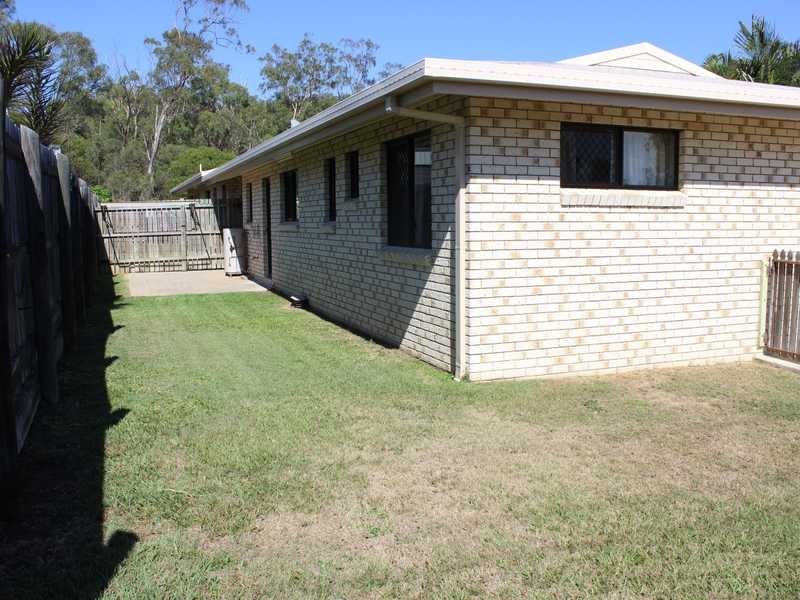 1/33 Centenary Drive, Boyne Island QLD 4680
