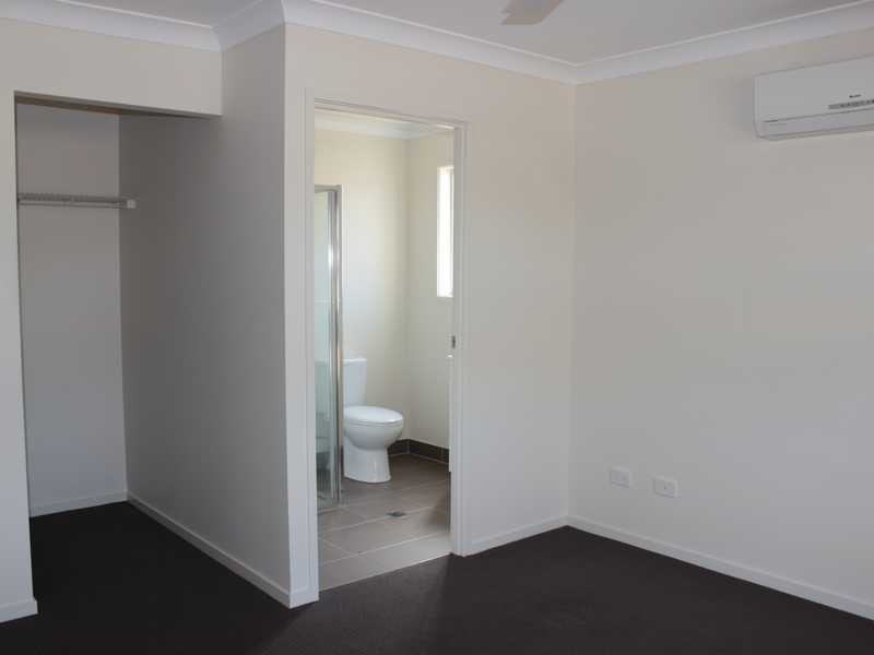 23 Clover Cresent, Boyne Island QLD 4680