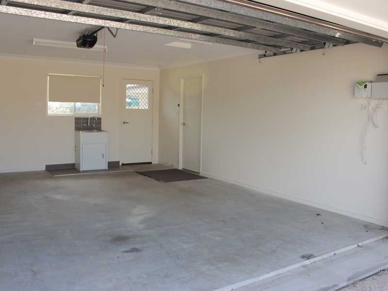 23 Clover Cresent, Boyne Island QLD 4680