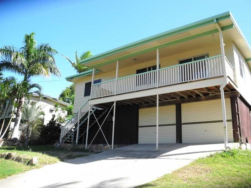 21 TYSON CRESENT, Tannum Sands QLD 4680