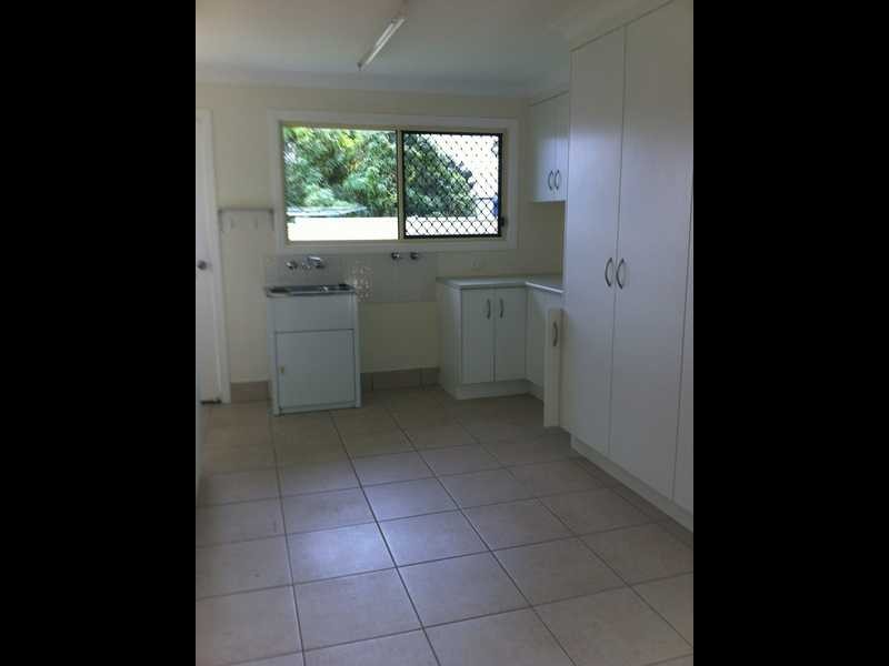 20 CREEK RD, Tannum Sands QLD 4680