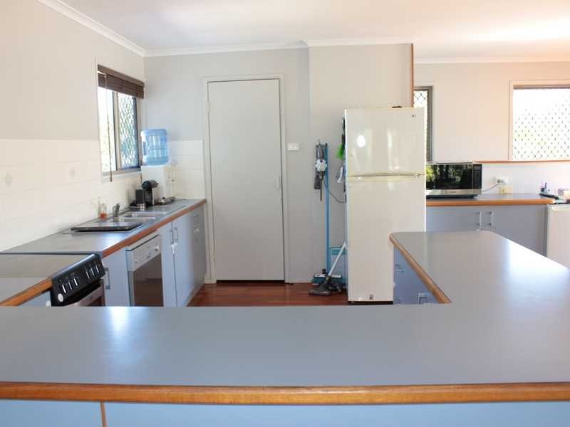 18 Lomandra Street, Boyne Island QLD 4680