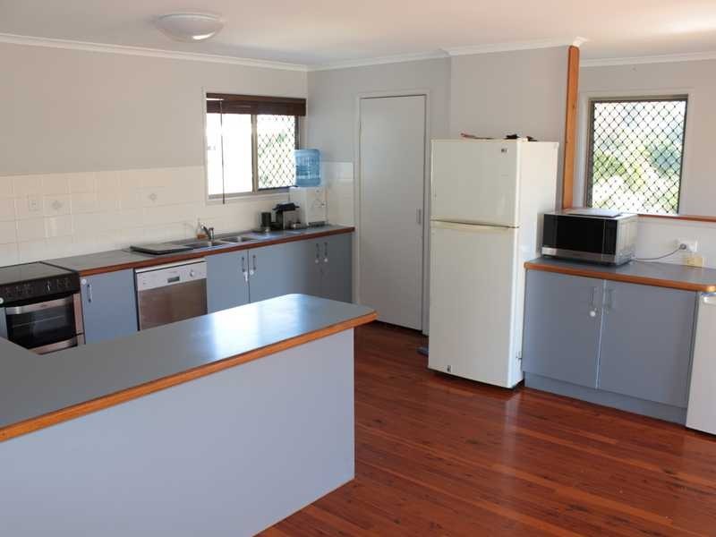 18 Lomandra Street, Boyne Island QLD 4680