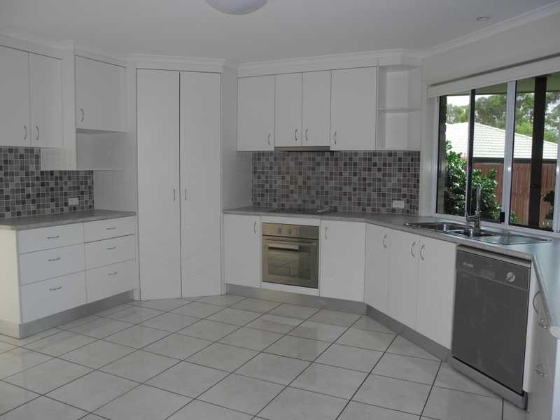 40 LONGREACH, Tannum Sands QLD 4680