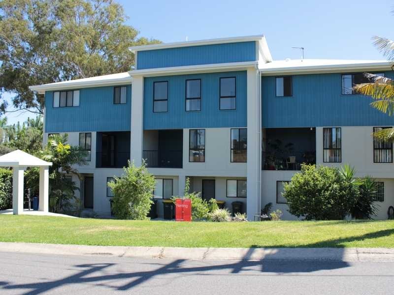 6/10 Arthur Street, Boyne Island QLD 4680