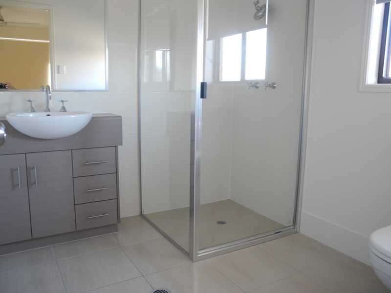 24 SURITA COURT, Boyne Island QLD 4680