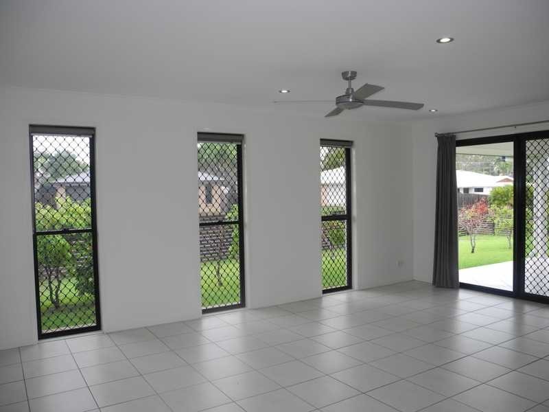 36 BAUHINIA STREET, Boyne Island QLD 4680