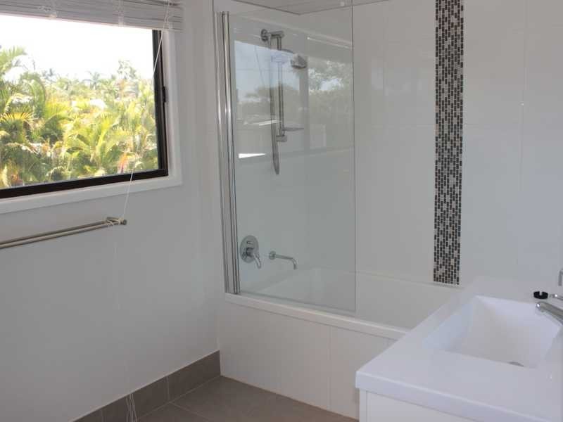 11 MARQUIS COURT, Tannum Sands QLD 4680