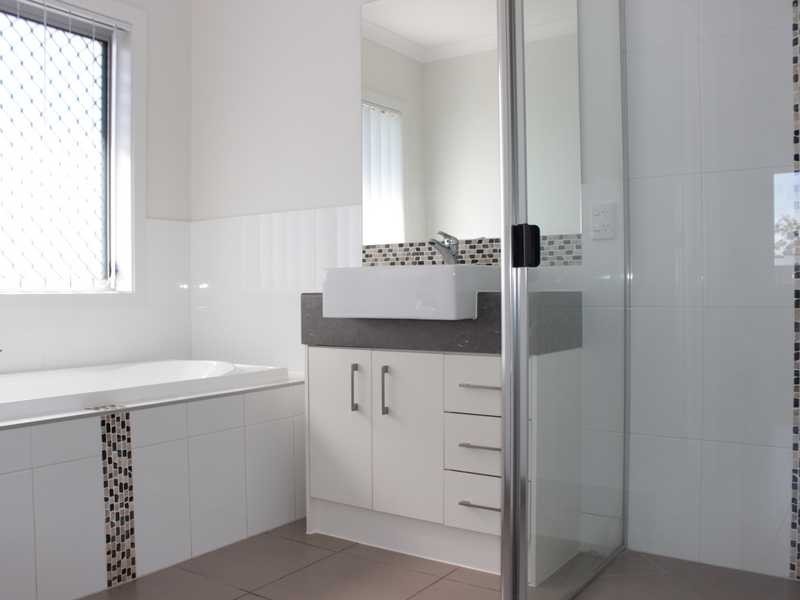 10 Brushtail Court, Boyne Island QLD 4680