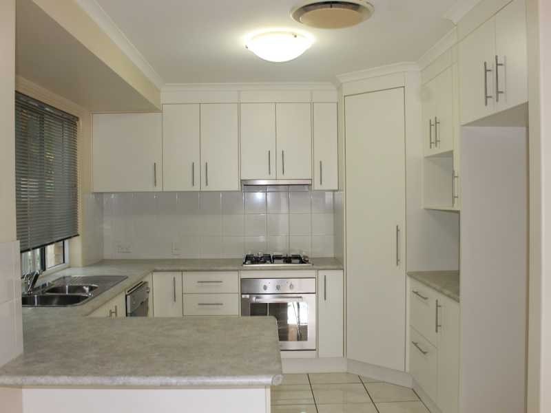 1/24 RICHARD STREET, Boyne Island QLD 4680