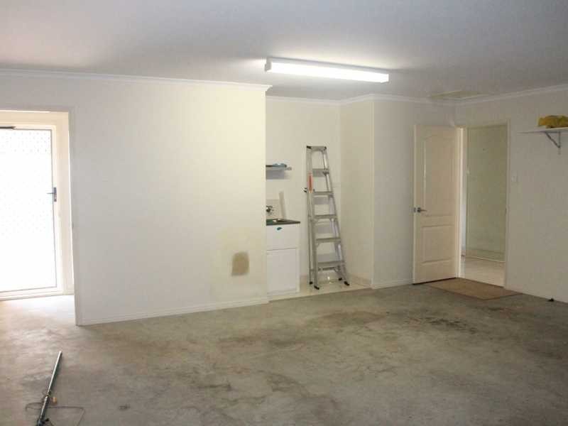1/24 RICHARD STREET, Boyne Island QLD 4680