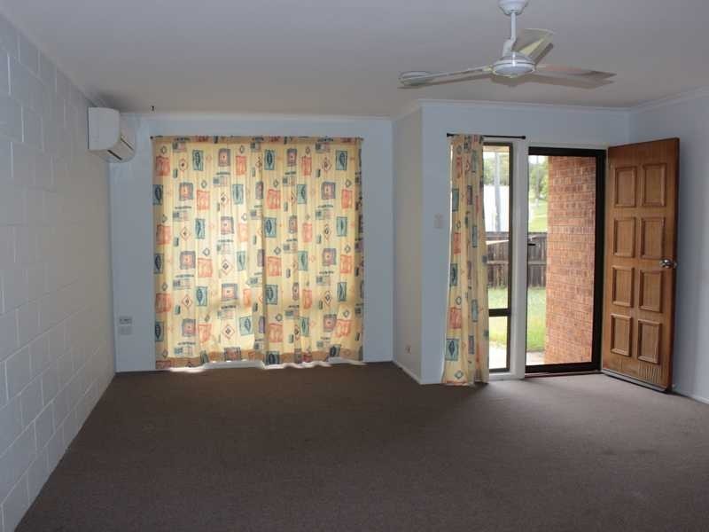 2/48 Katandra Street, Boyne Island QLD 4680