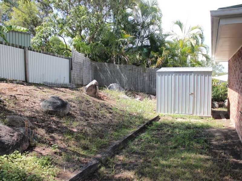 16 CURTIS STREET, Boyne Island QLD 4680