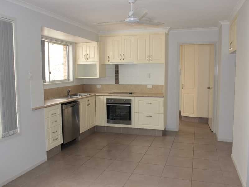 22 CENTENARY DRIVE, Boyne Island QLD 4680