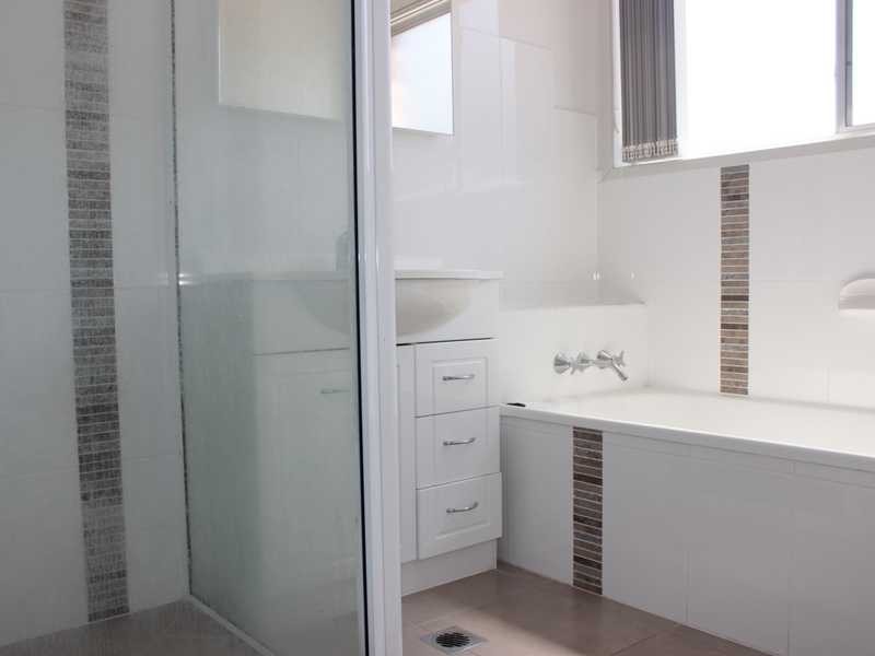 22 CENTENARY DRIVE, Boyne Island QLD 4680