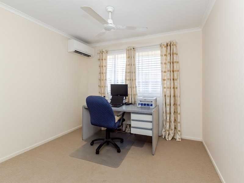 6 PRYDE STREET, Tannum Sands QLD 4680