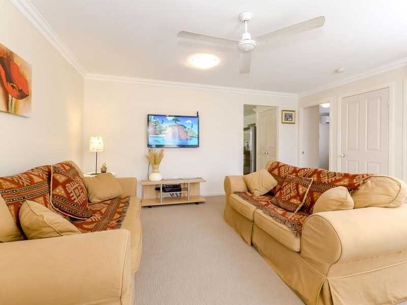 6 PRYDE STREET, Tannum Sands QLD 4680