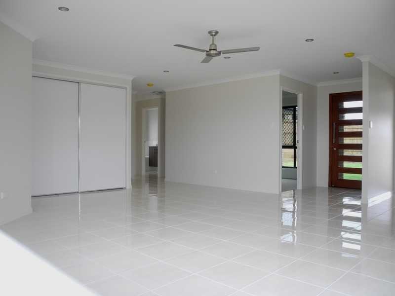 37 Pryde Street, Tannum Sands QLD 4680