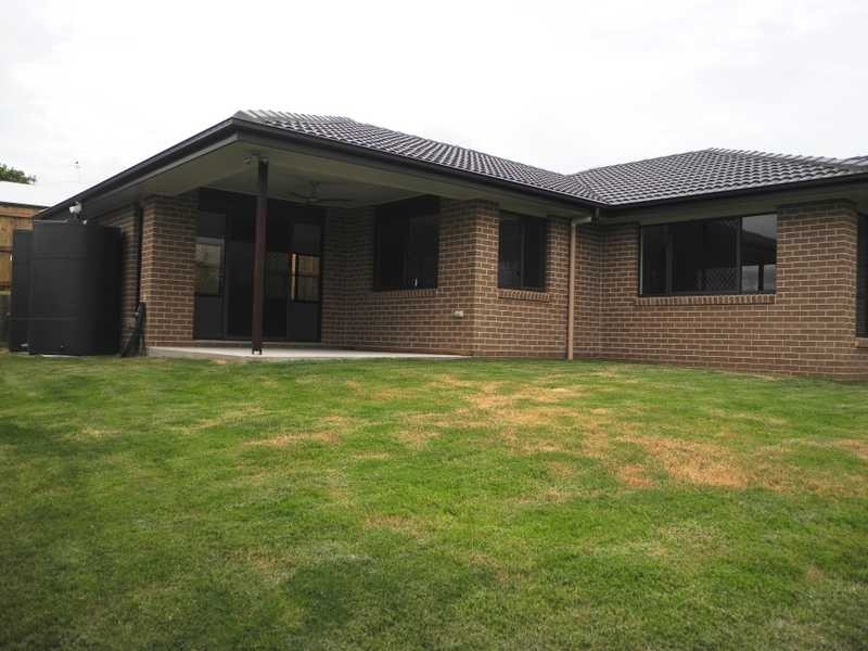 37 Pryde Street, Tannum Sands QLD 4680