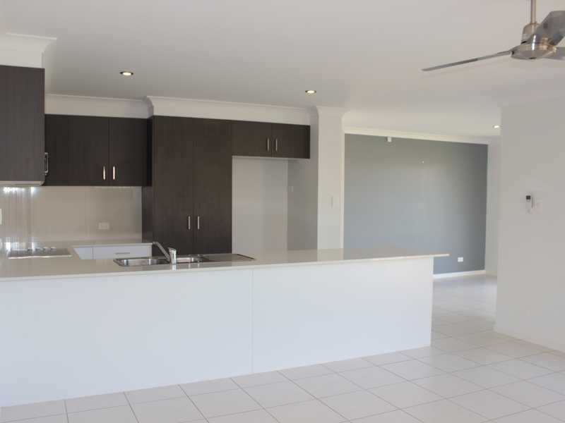 2/11 WABBY STREET, Boyne Island QLD 4680